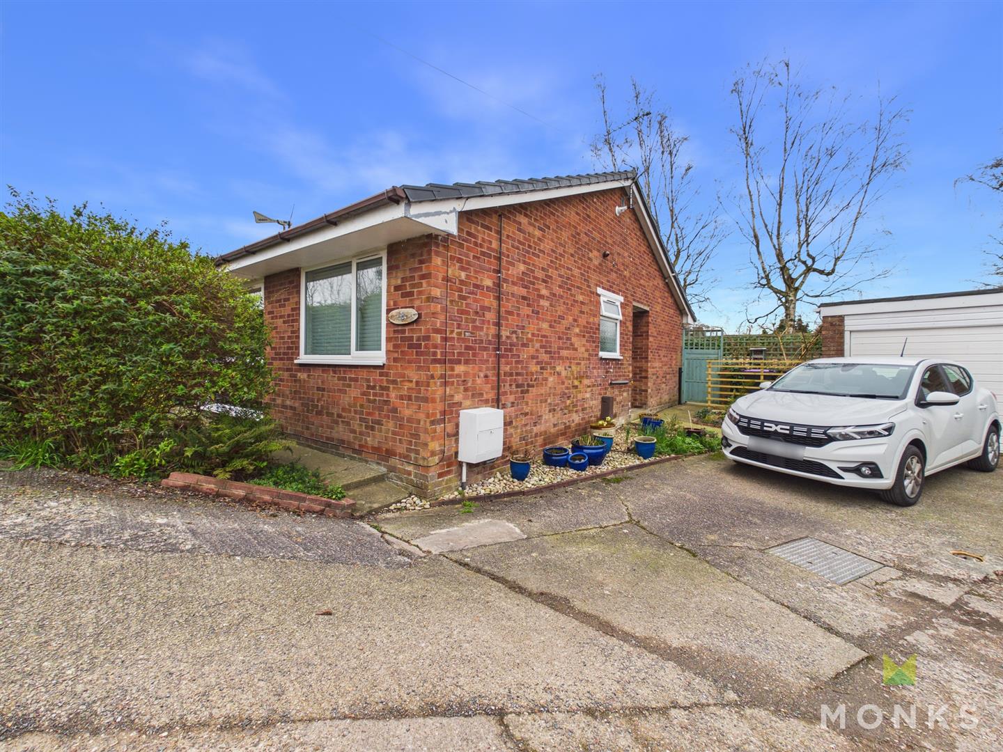 18 Meadow Close, Oswestry, SY11 2EB For Sale